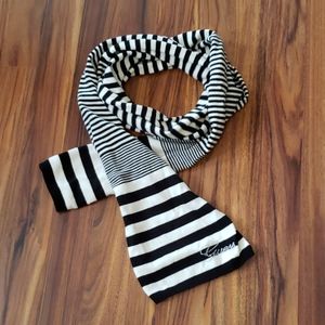 Guess Scarf